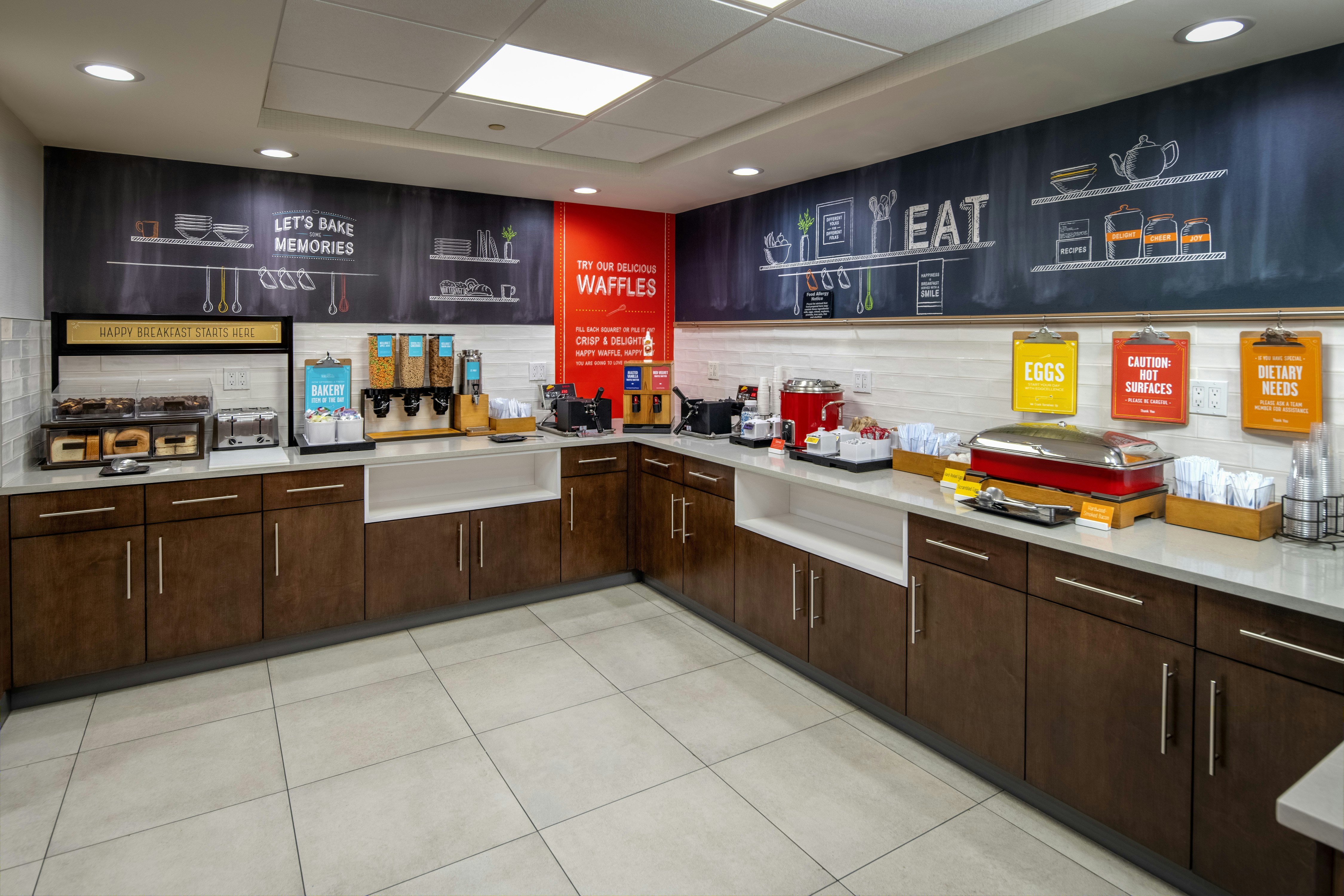 Hampton Inn Long Island/Commack 28/38