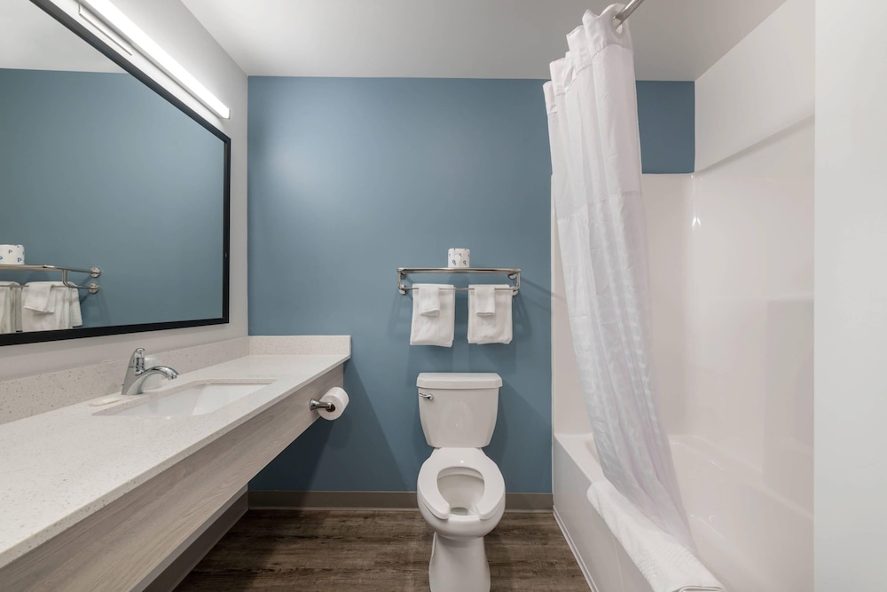WoodSpring Suites Concord-Charlotte Speedway 30/36