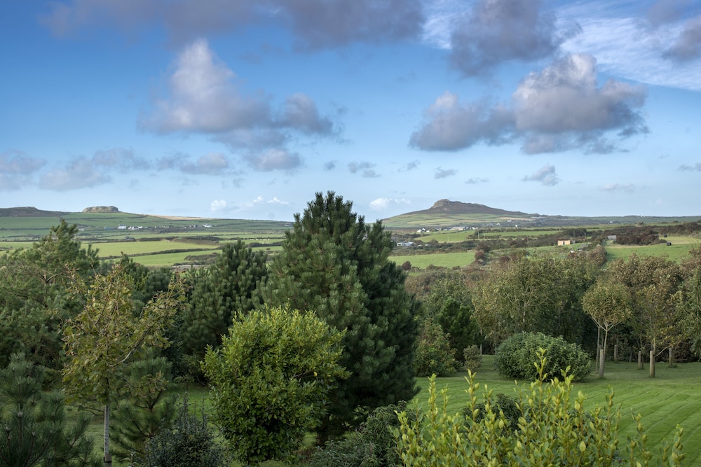 Penrhiw Hotel 43/50