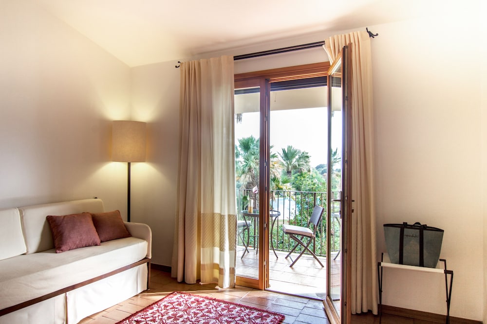 Hotel Aquadulci 48/65