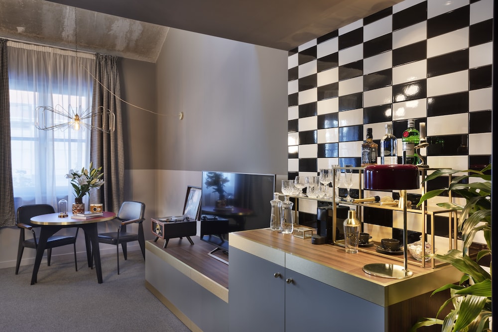 Stories Boutique Hotel 54/72