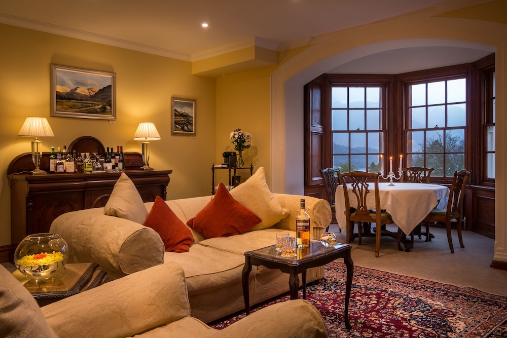 GLENCOE HOUSE 31/50