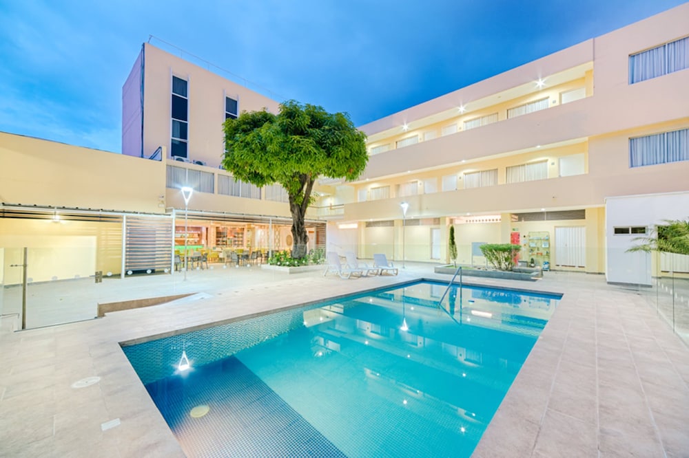 Hotel Arizona Suites 42/47