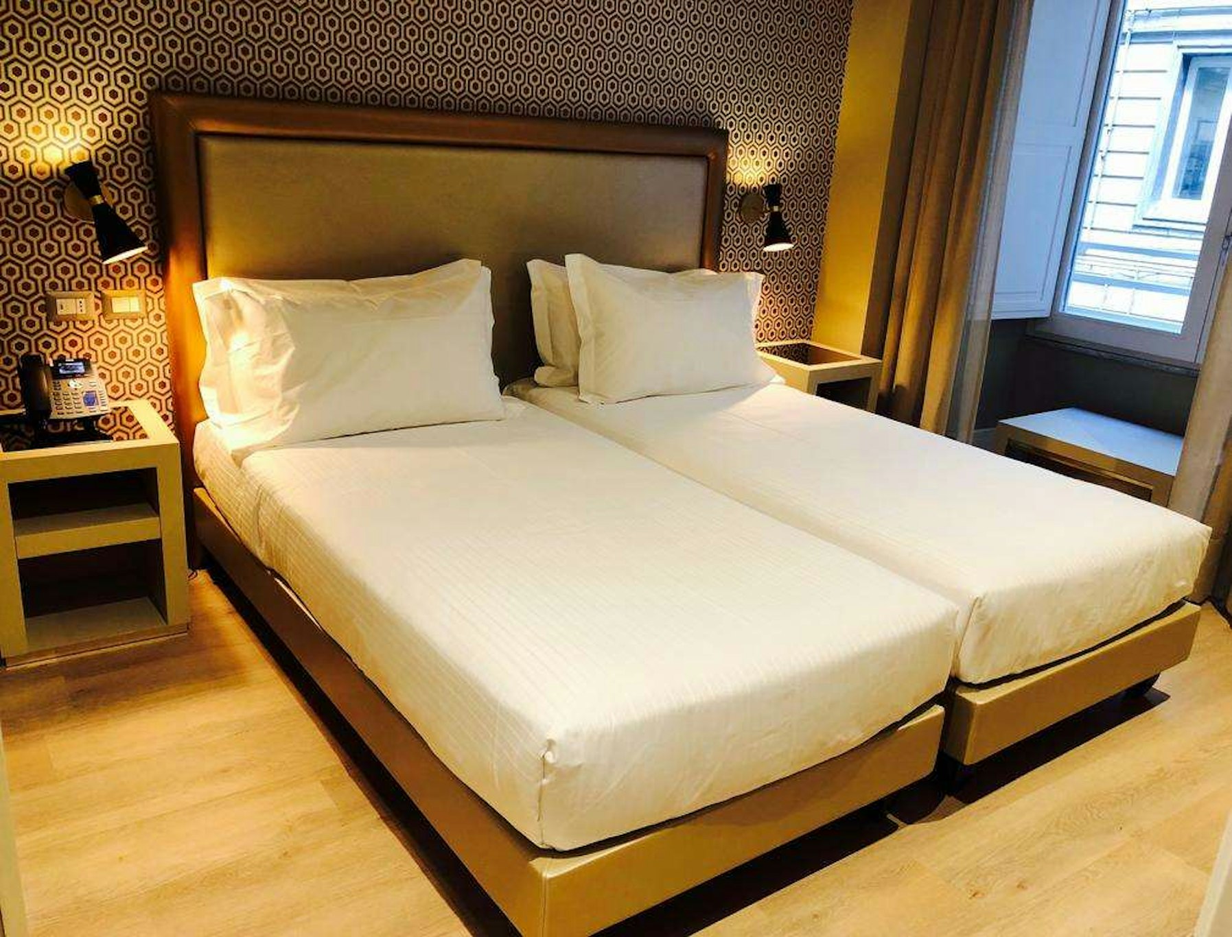 Caruso Place Boutique Wellness Suites 7/70