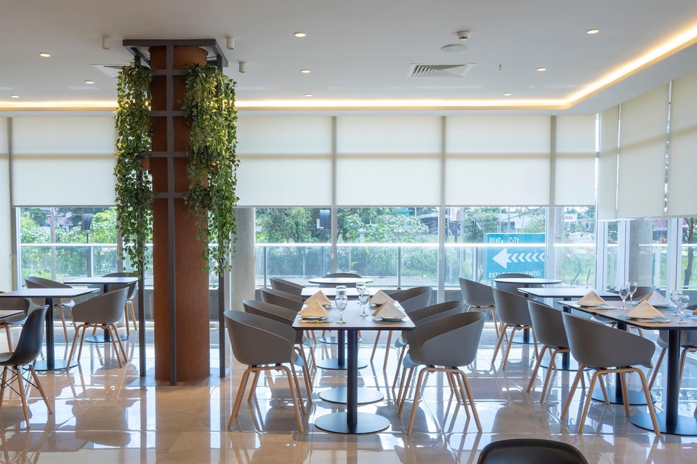 Dazzler by Wyndham Ciudad del Este 45/62
