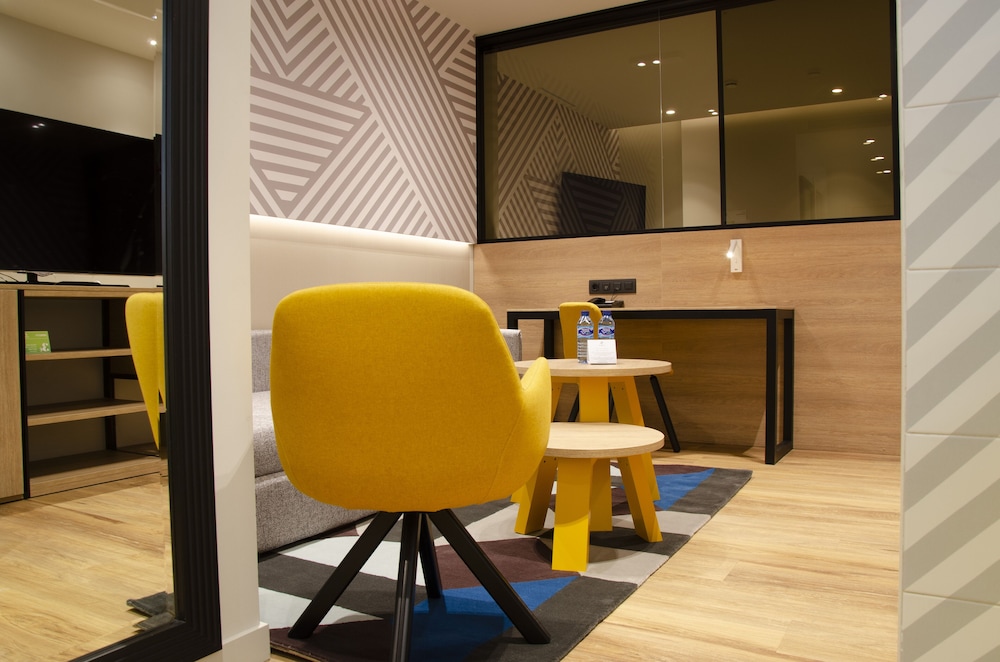 Suites Plaza Hotel & Wellness 4/50