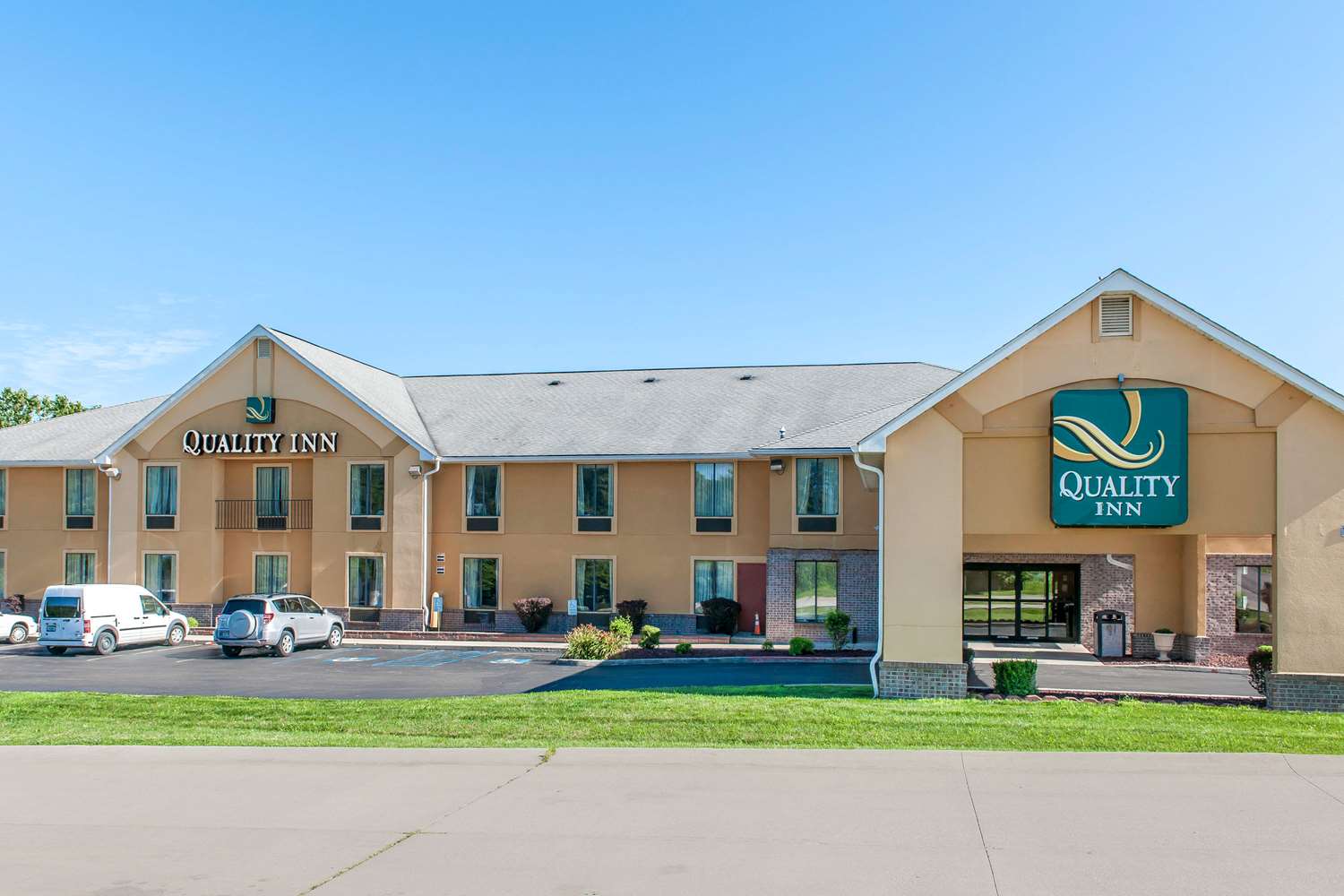 Quality Inn Bloomington Near University 4/39