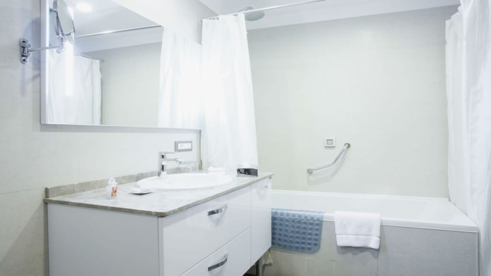 Parkside Hotel Apartments 43/44