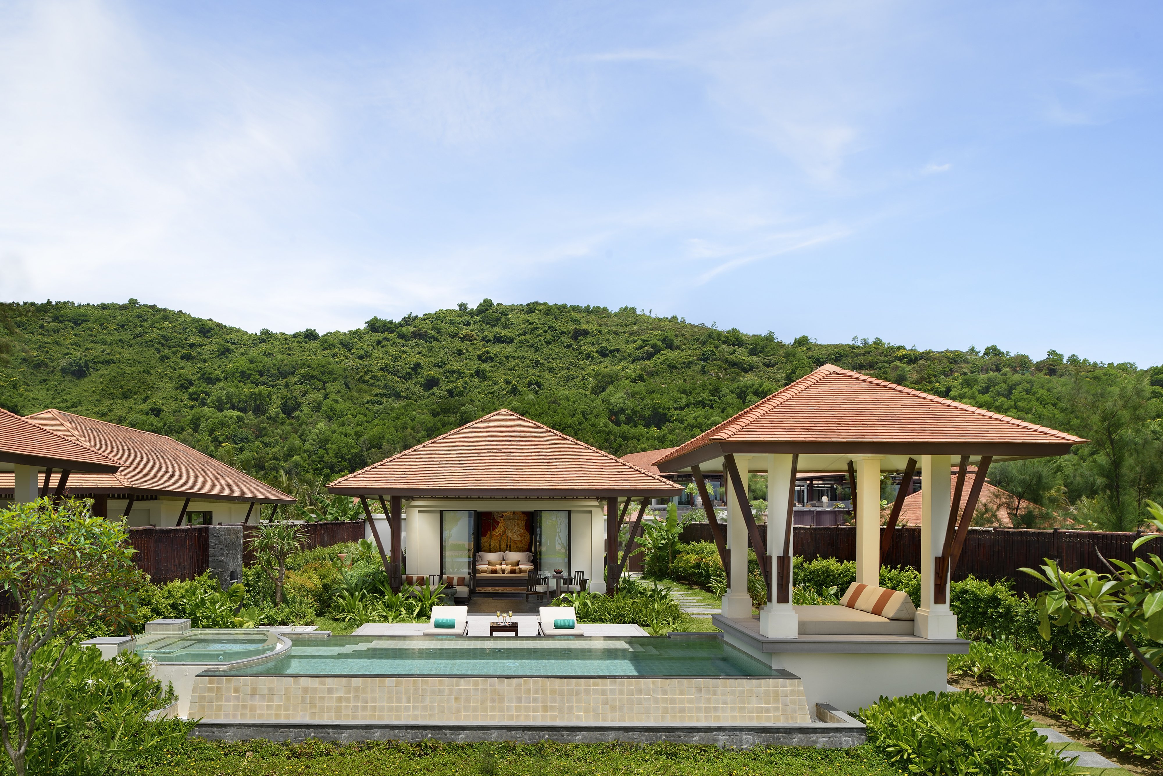 Banyan Tree Lang Co 71/78