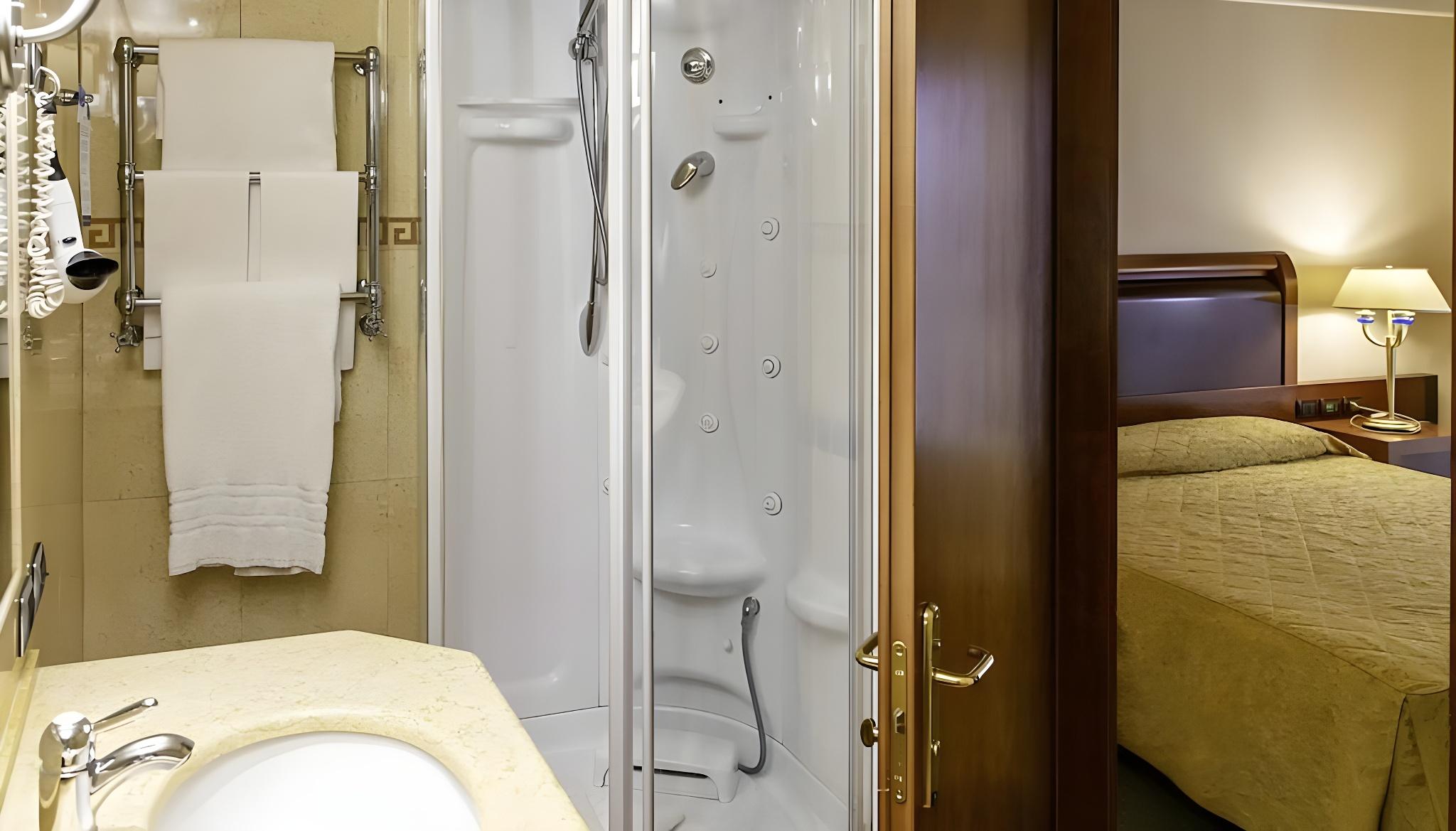 CITY, SUPERIOR, SINGLE, DOUBLE BED, BALCONY