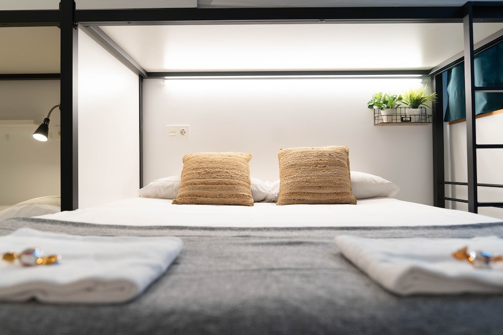Koba Hostel 35/75