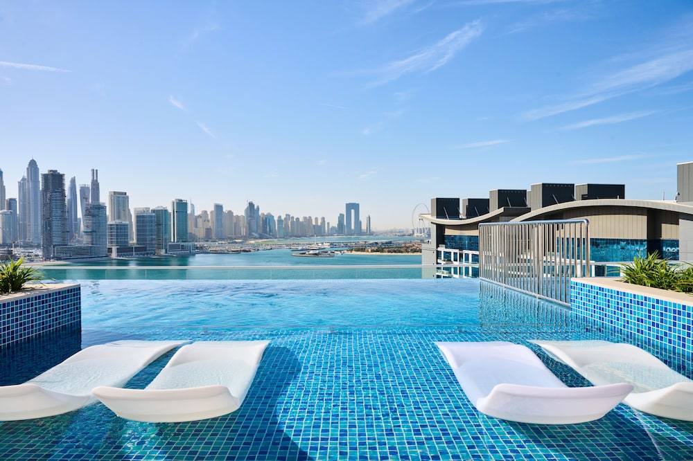 NH Collection Dubai The Palm 38/50
