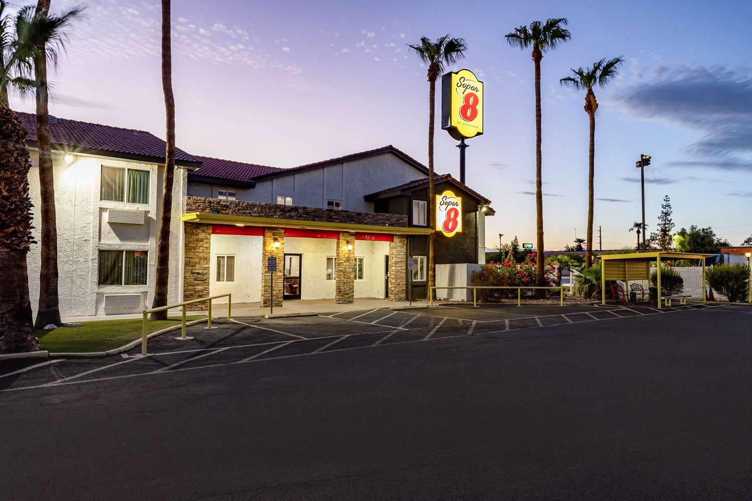 Super 8 by Wyndham Goodyear/Phoenix Area in GOODYEAR - AZ