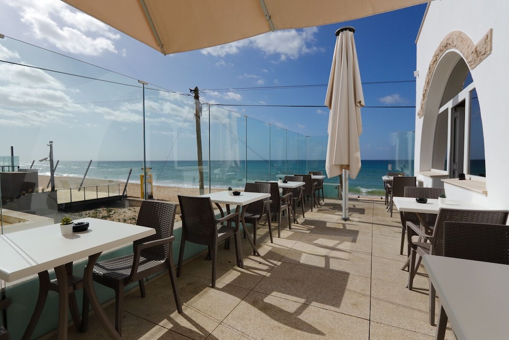 Luxury Beach Guest House 37/51