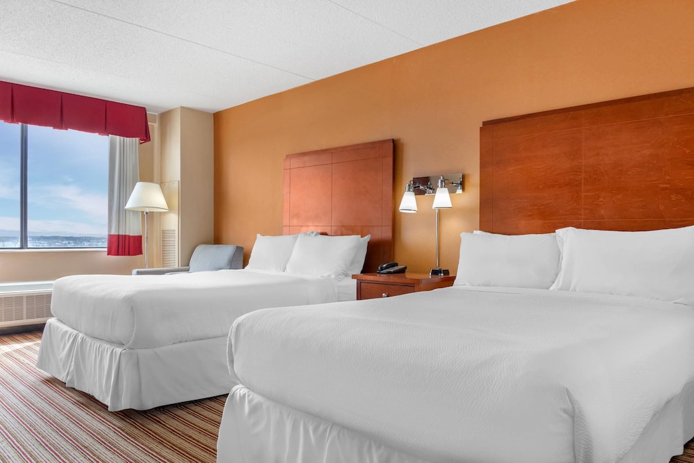 Standard, 2 Double Beds