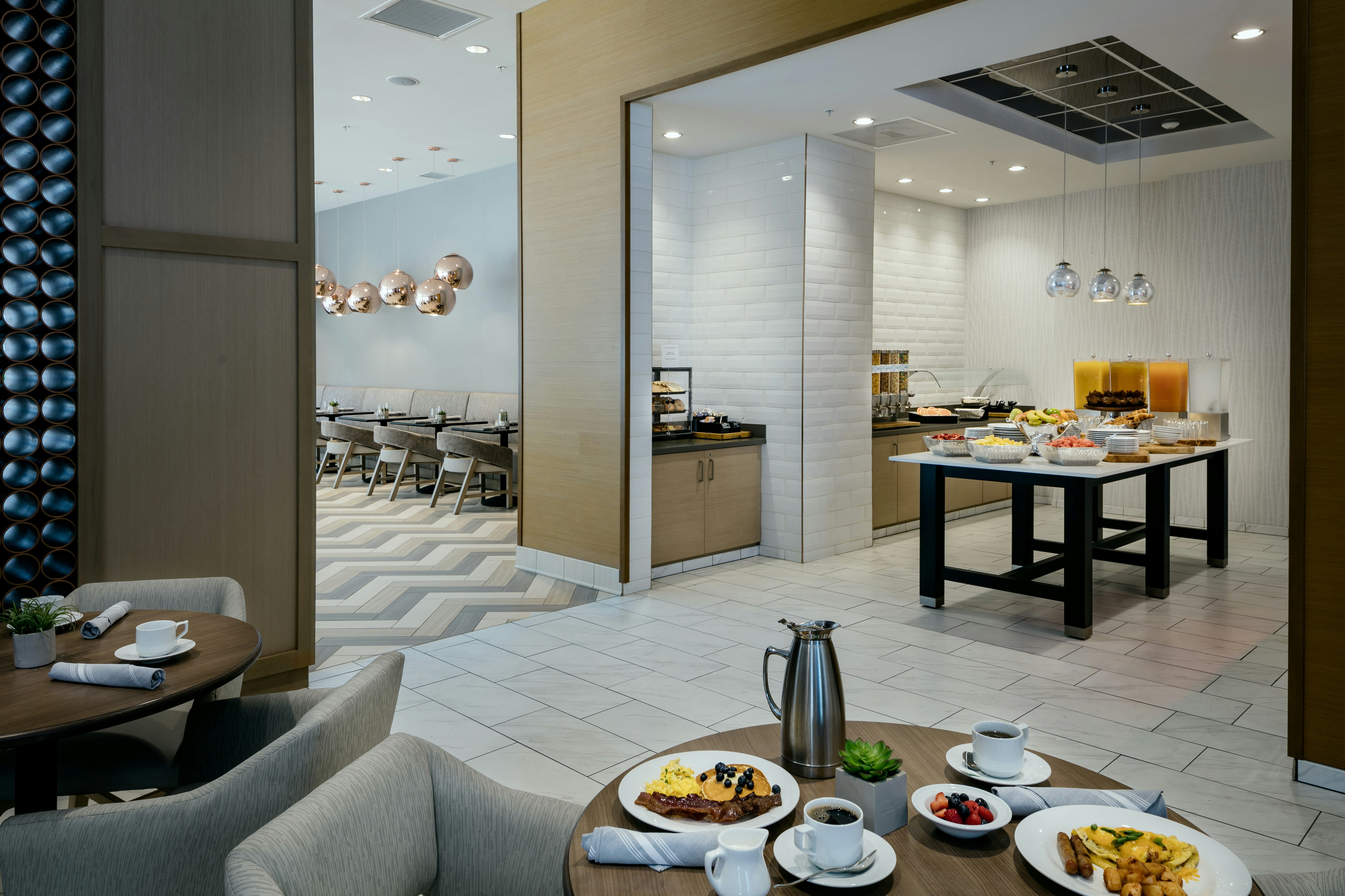 Hilton Garden Inn Seattle Bellevue Downtown 45/70