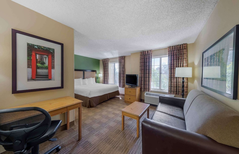 Extended Stay America - Los Angeles - Glendale 37/54