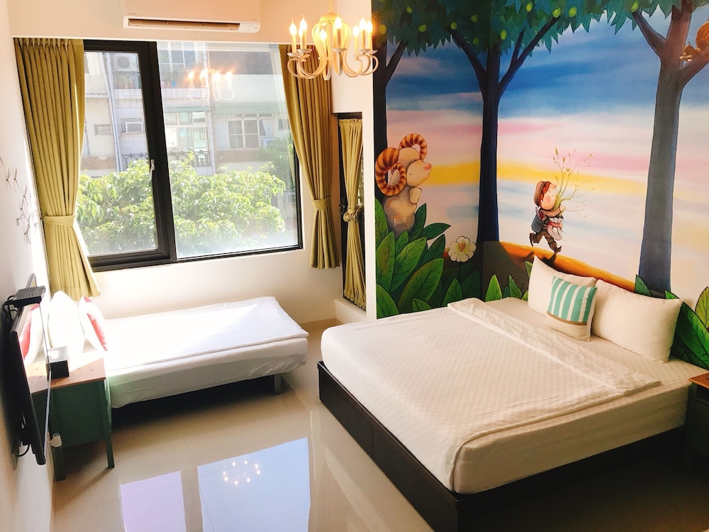 1 BEDROOM, DELUXE, QUADRUPLE