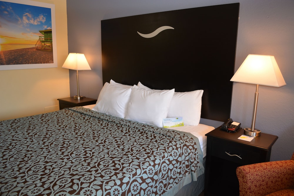 Days Inn By Wyndham Jacksonville Nc 39/68