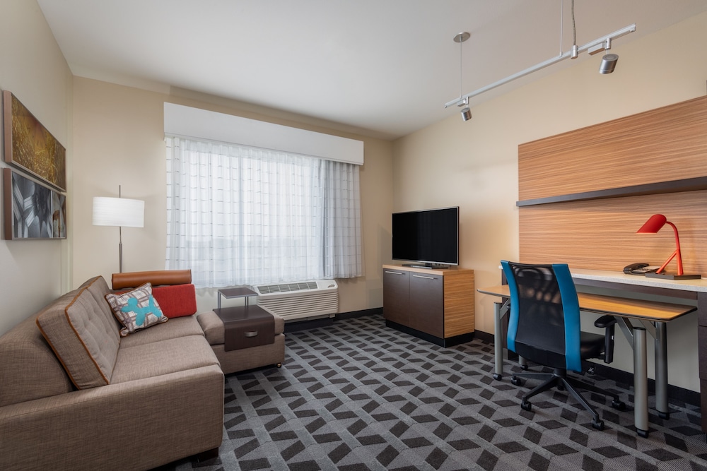 TownePlace Suites by Marriott Indianapolis Airport 41/63