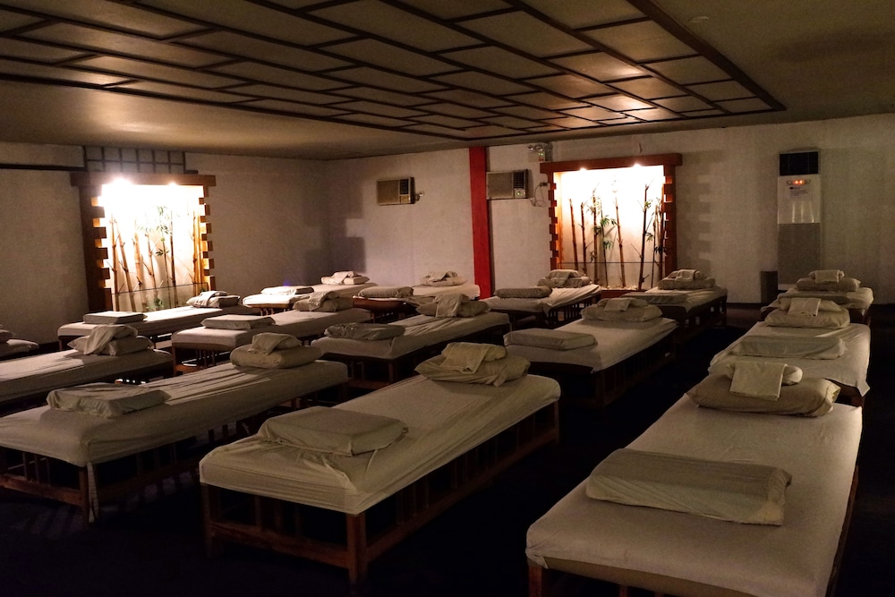 Holiday Spa Hotel 37/50