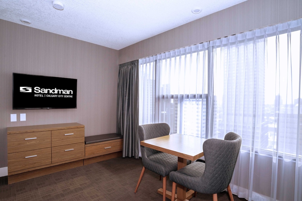Sandman Signature Calgary Downtown Hotel 25/36