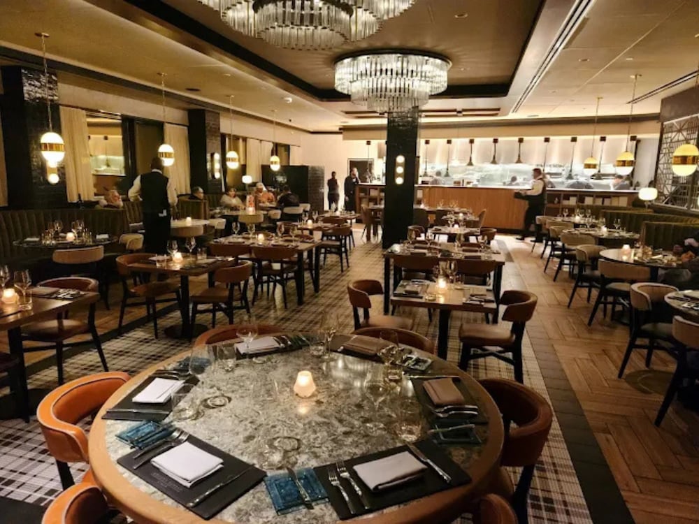 Caesars Southern Indiana - A Caesars Rewards Destination 32/48