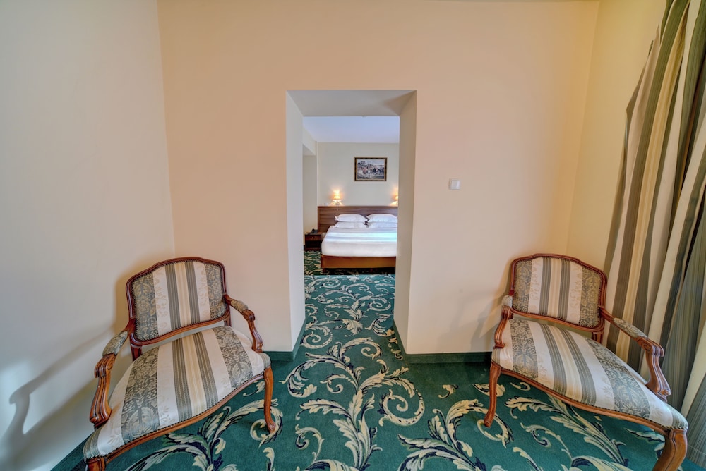 Hotel Central Ploiesti 35/69