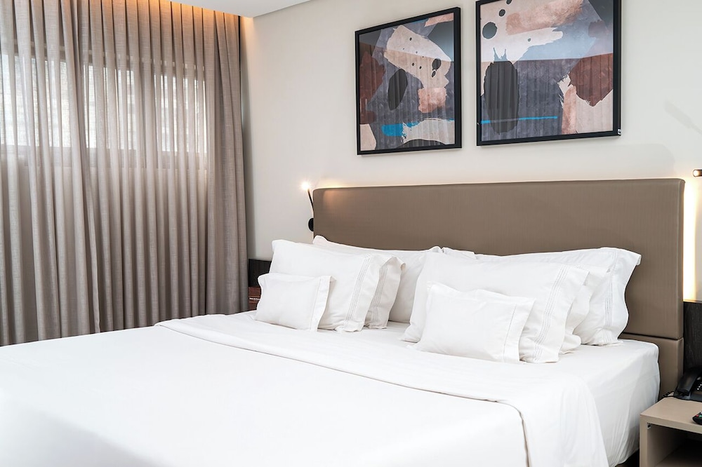 Royal Jardins Boutique Hotel 24/67