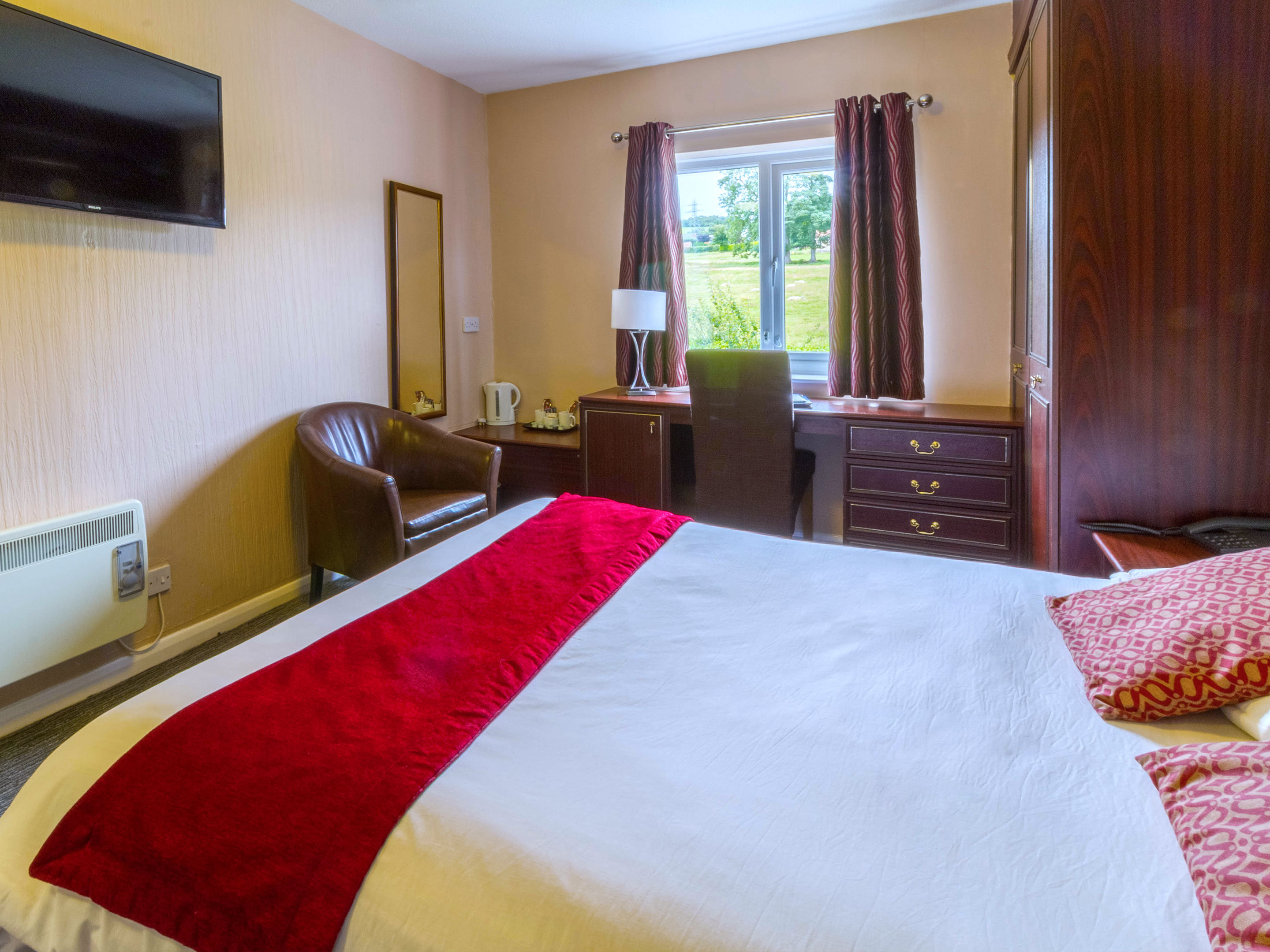Springfield Hotel & Health Club 8/48