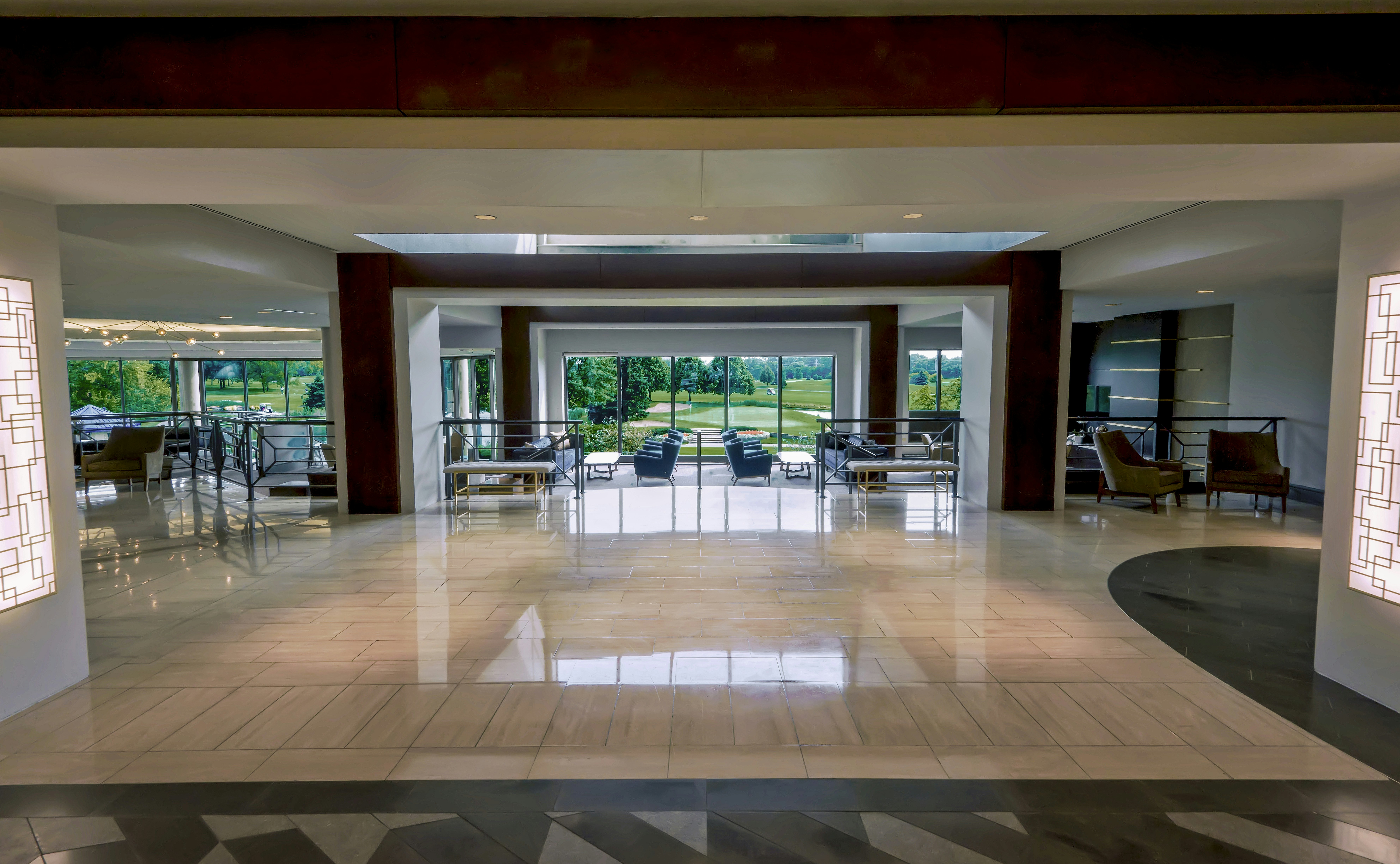 Hilton Chicago/Oak Brook Hills Resort & Conference Center 7/69