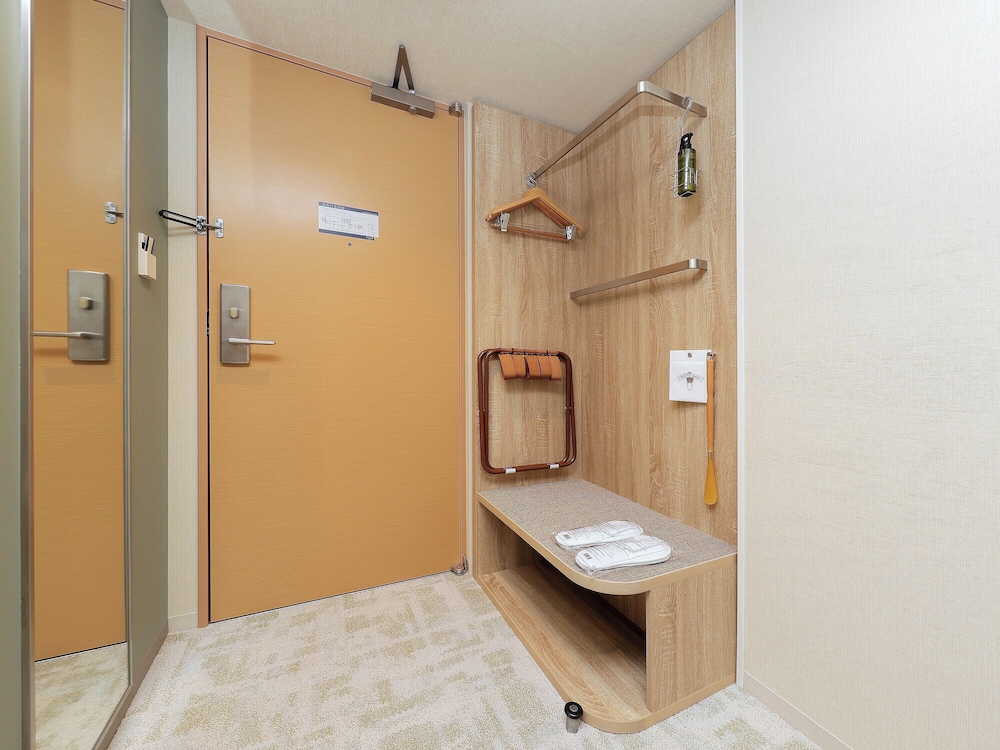 Keio Presso Inn Akasaka 70/70