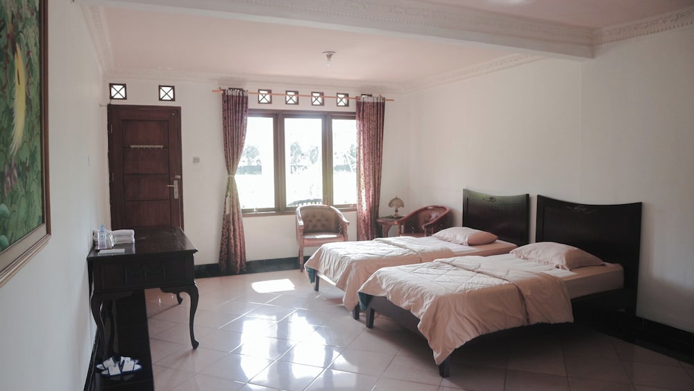 Aries Biru Hotel and Villa 21/49
