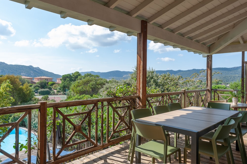 Residence Marina Di Santa Giulia 76/83