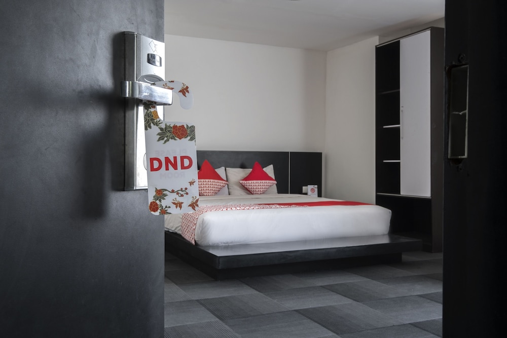 OYO 472 Hotel Asyra 5/16