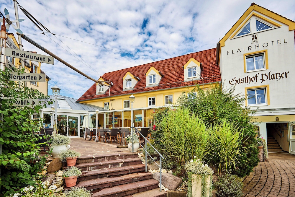 Flairhotel Zum Schwarzen Reiter 64/70