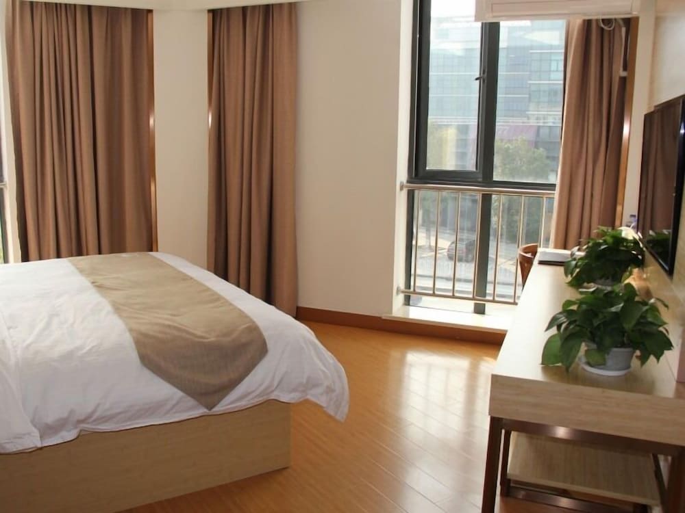 GREENTREE INN SHANGHAI MINHANG DISTRICT BEIQIAO SUBWAY STATION EXPRESS HOTEL 10/30