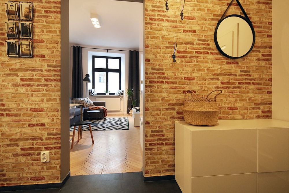 Luxury Mint Apartments Main Square 25/50