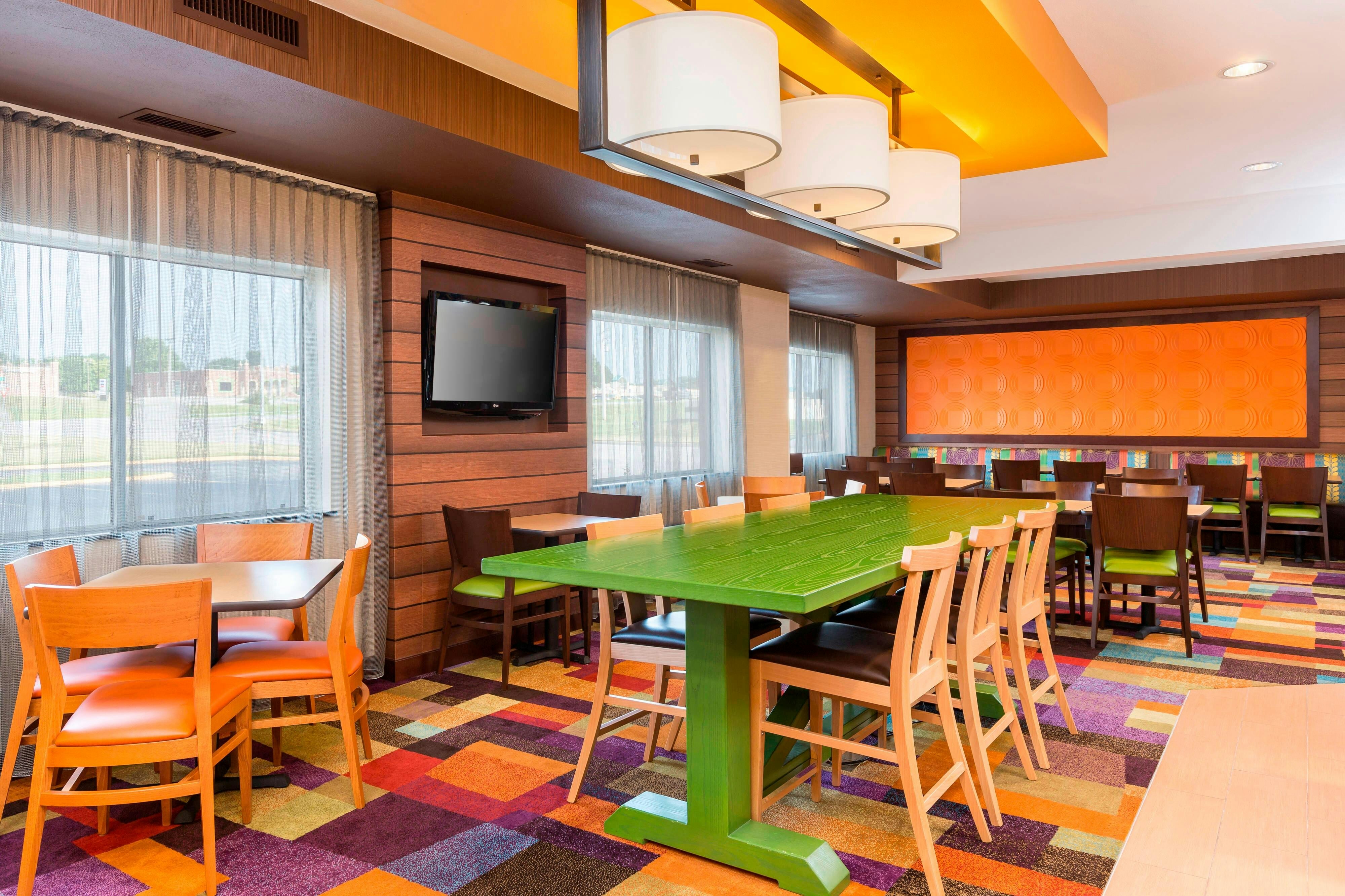 Fairfield Inn and Suites Kansas City Lees Summit 17/22