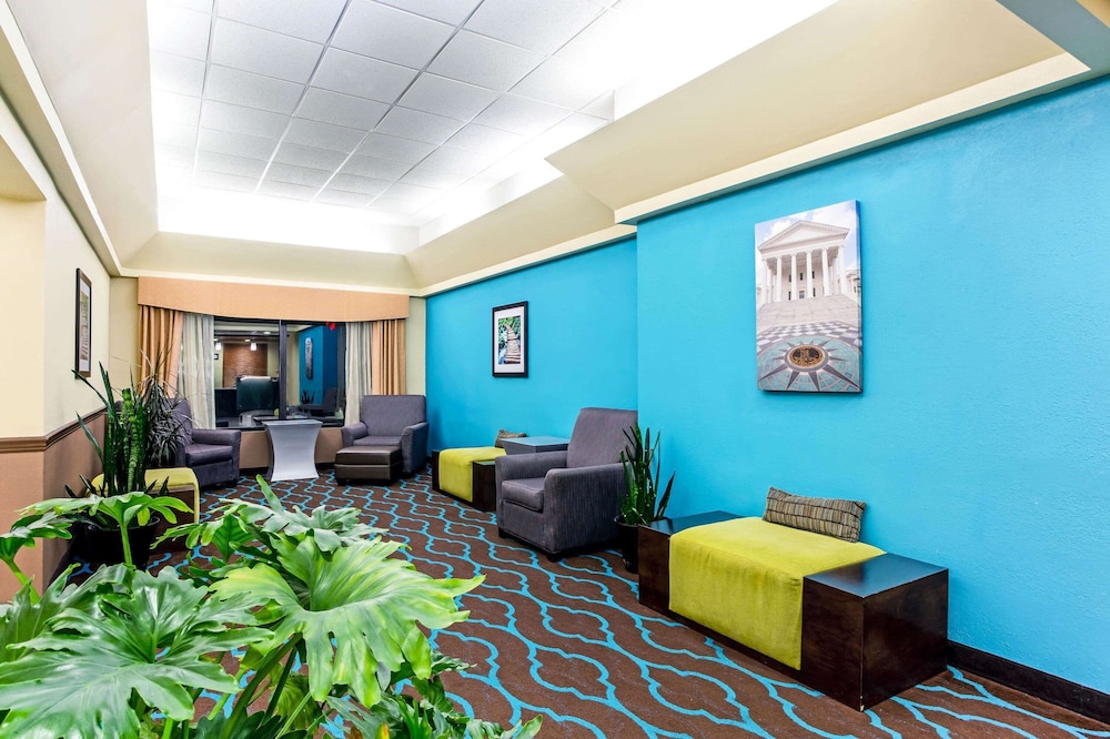 lobby