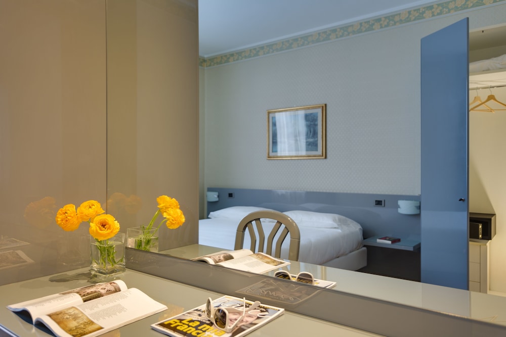 Kleos Hotel Milano 30/48