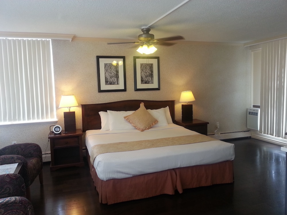 Divya Sutra Suites on Robson Downtown Vancouver 13/42