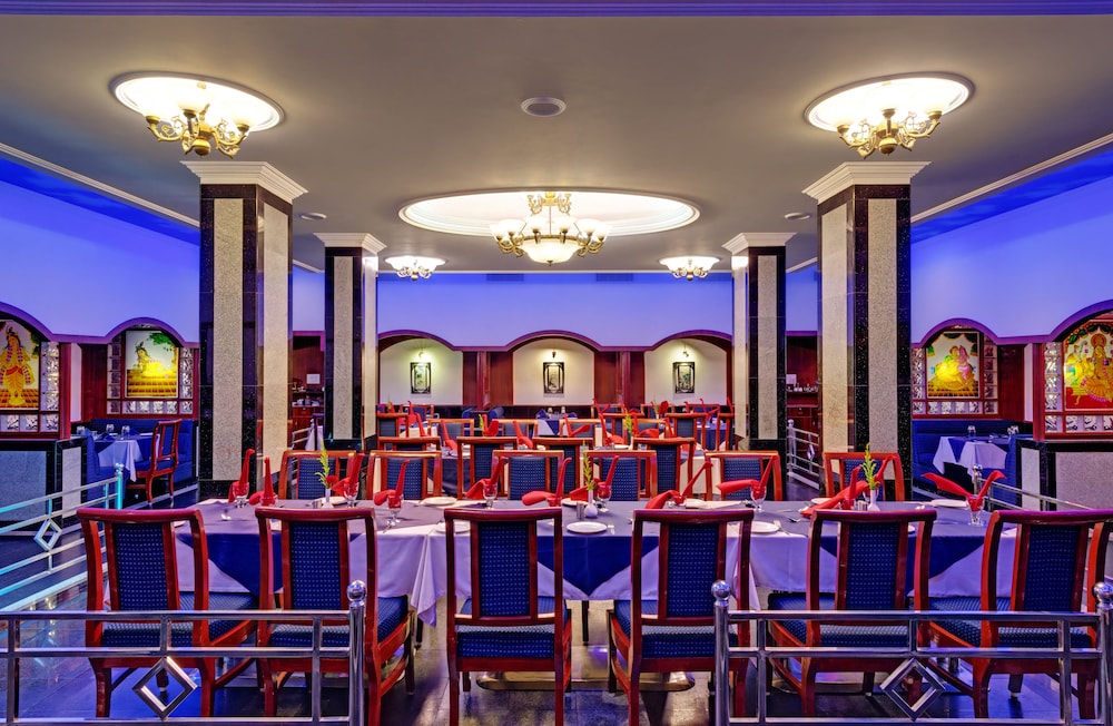 SRM HOTEL 25/41