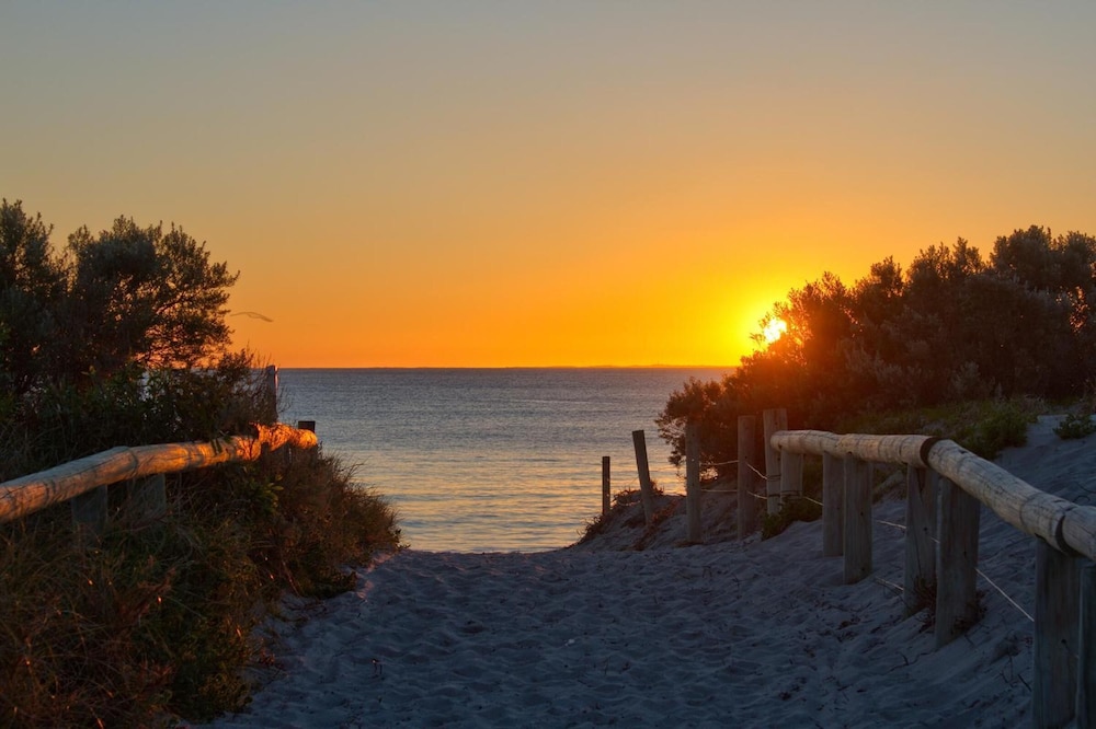 Fremantle Hostel 43/50
