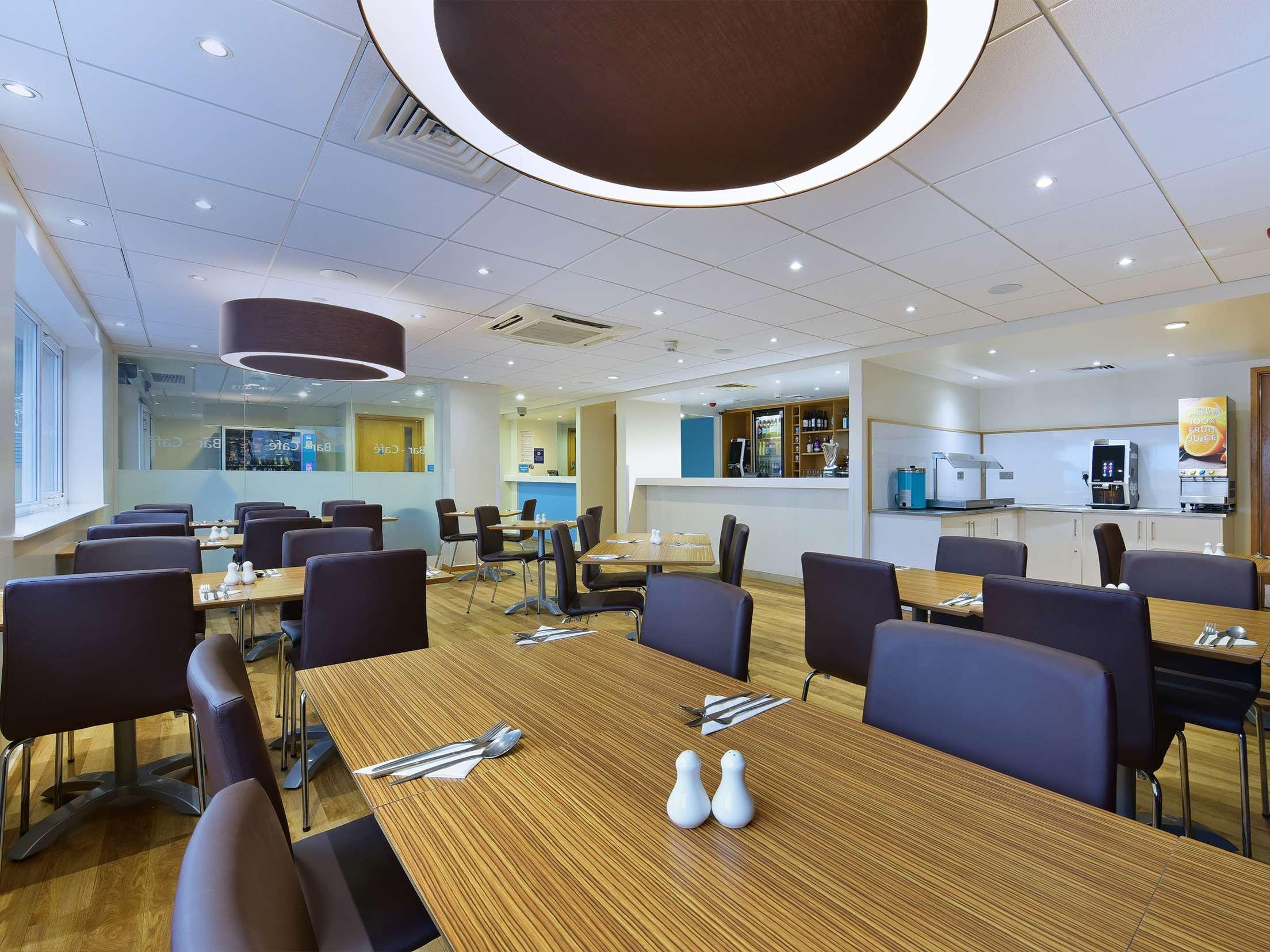 Travelodge Caterham Whyteleafe 19/24