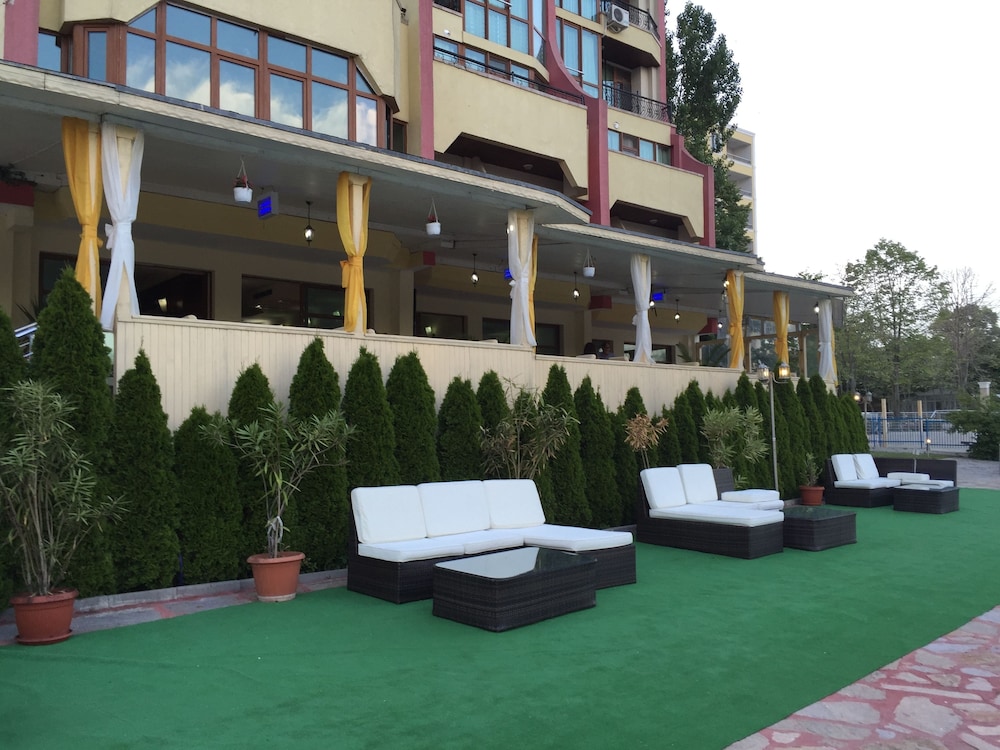 Perla Sun Park Hotel 41/47