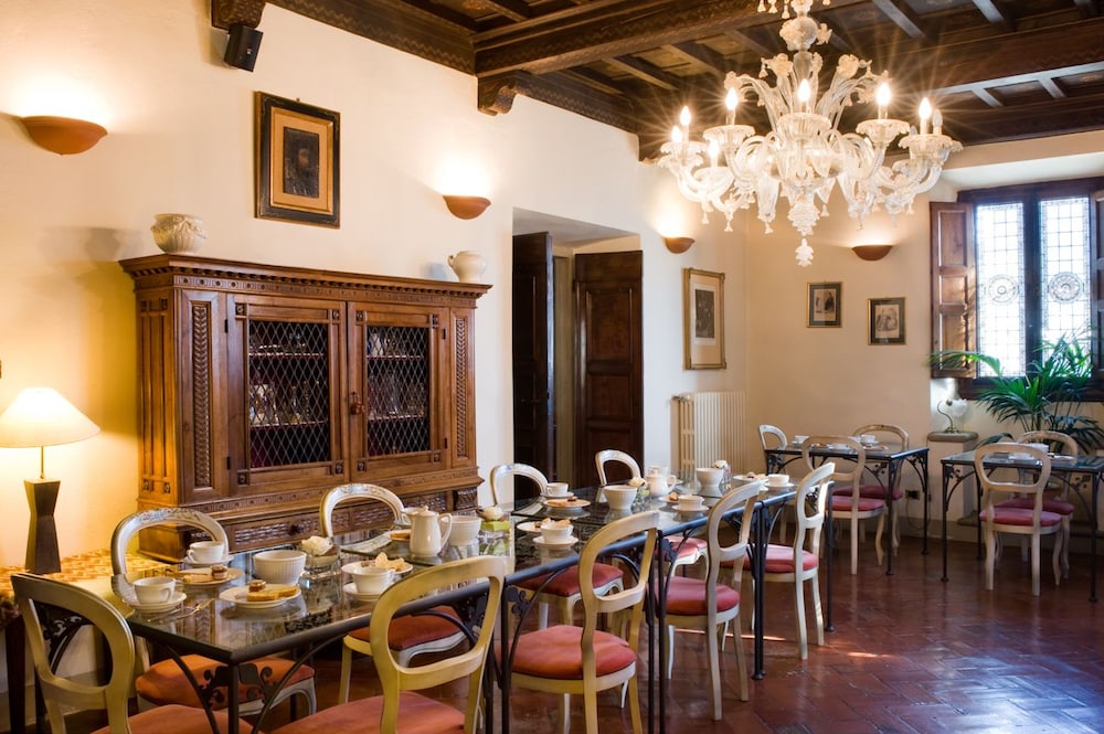 Villa Campestri Olive Oil Resort 26/48
