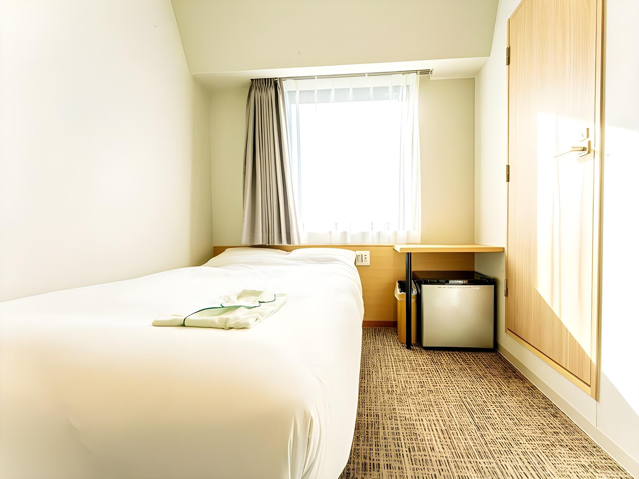 Semi Room, Tower, Semi Double Bed