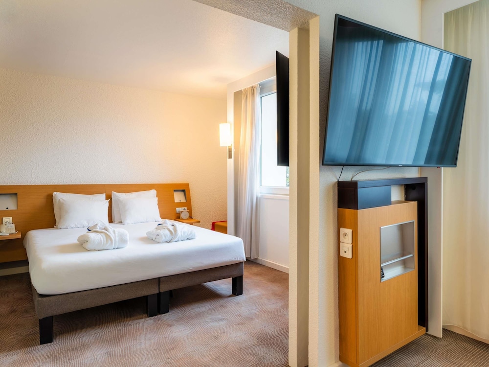 NOVOTEL EVRY COURCOURONNES 14/47