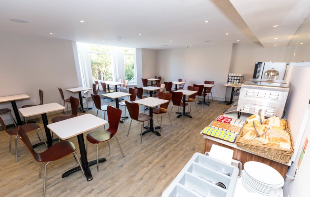 The Mowbray Court Hotel 32/43